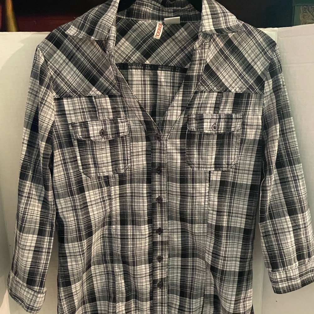 BONGO Plaid Button-Up Shirt in Black & White